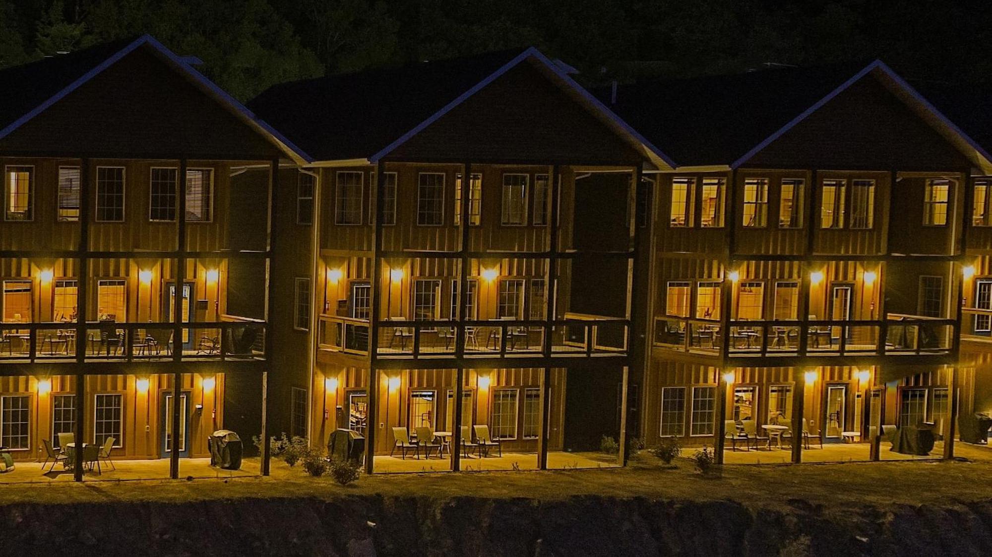 Keweenaw Waters Resort Houghton Extérieur photo