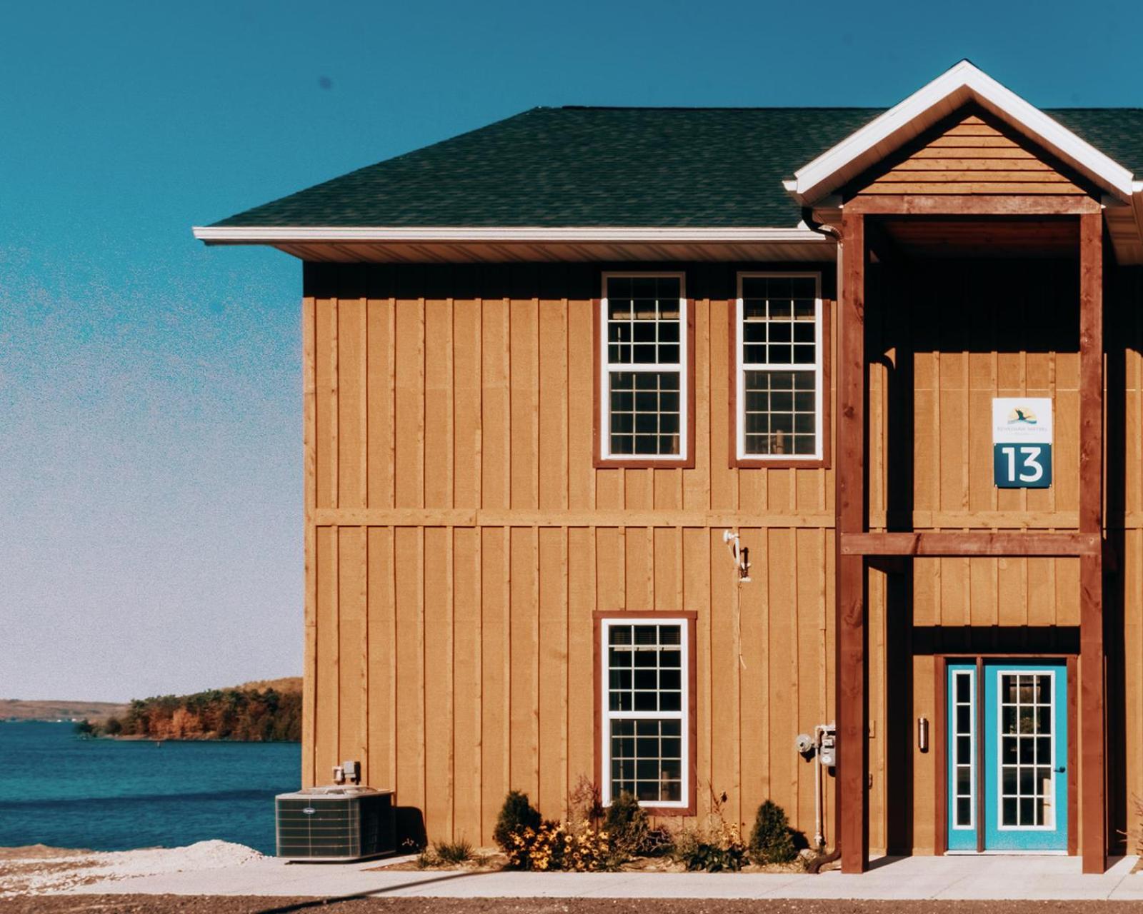 Keweenaw Waters Resort Houghton Extérieur photo