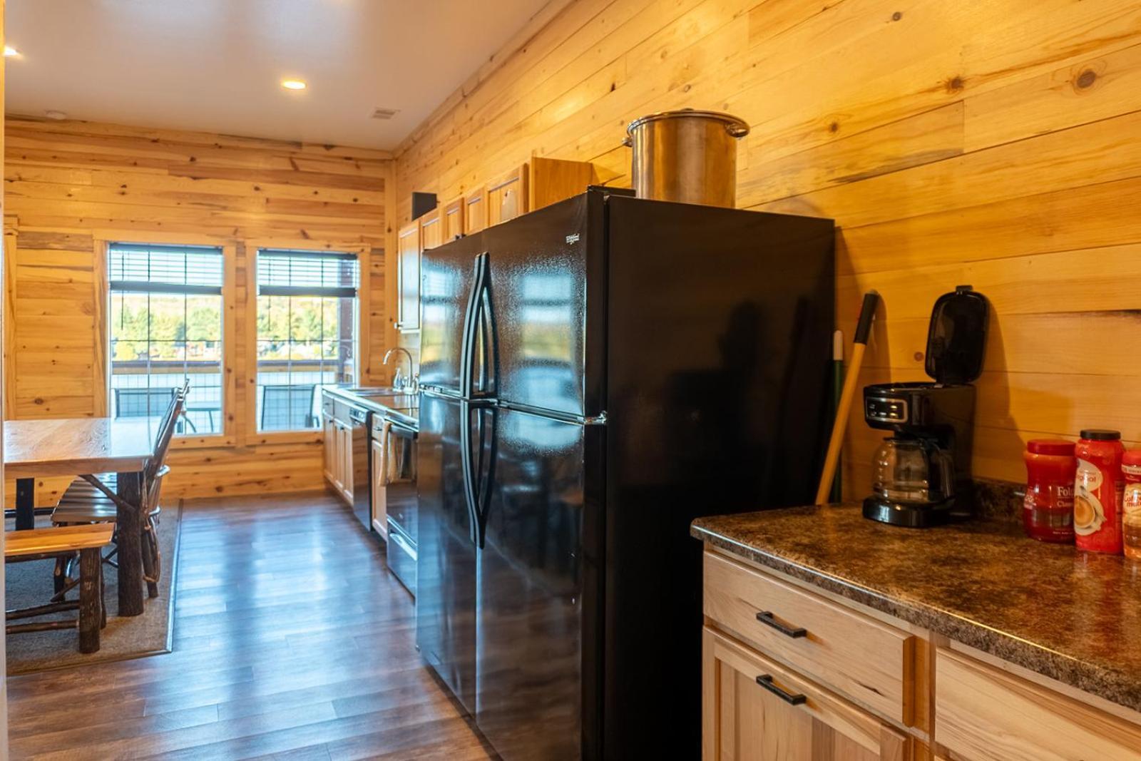 Keweenaw Waters Resort Houghton Extérieur photo